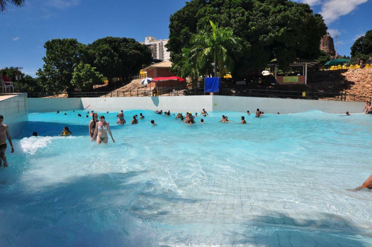 Piazza Acesso Ao Acqua Park Diroma Caldas Novas Apartamento Exterior foto